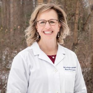 Meet Jill De Castro, FNP at Prima Urgent Care in Fairfax, VA