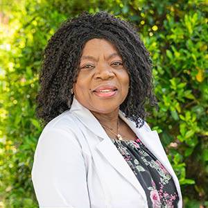 Susane Njomo, DNP, MSN, CRNI, FNP-C, FNP-BC at Prima Urgent Care in Fairfax, VA